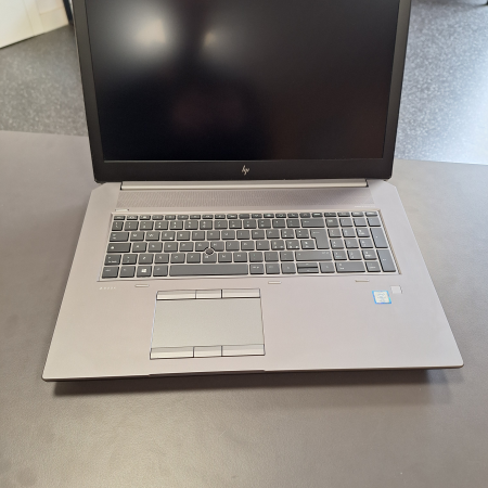 Prenosnik, HP Zbook 17 G6 Mobile Workstation... ugodna cena / kvaliteta A- 