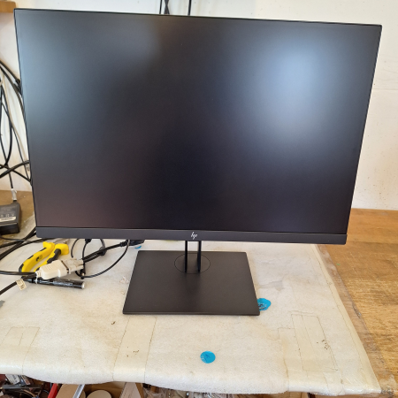 Monitor, 61 cm (24''), HP Z24i G2... ugodna cena / kvaliteta A- 